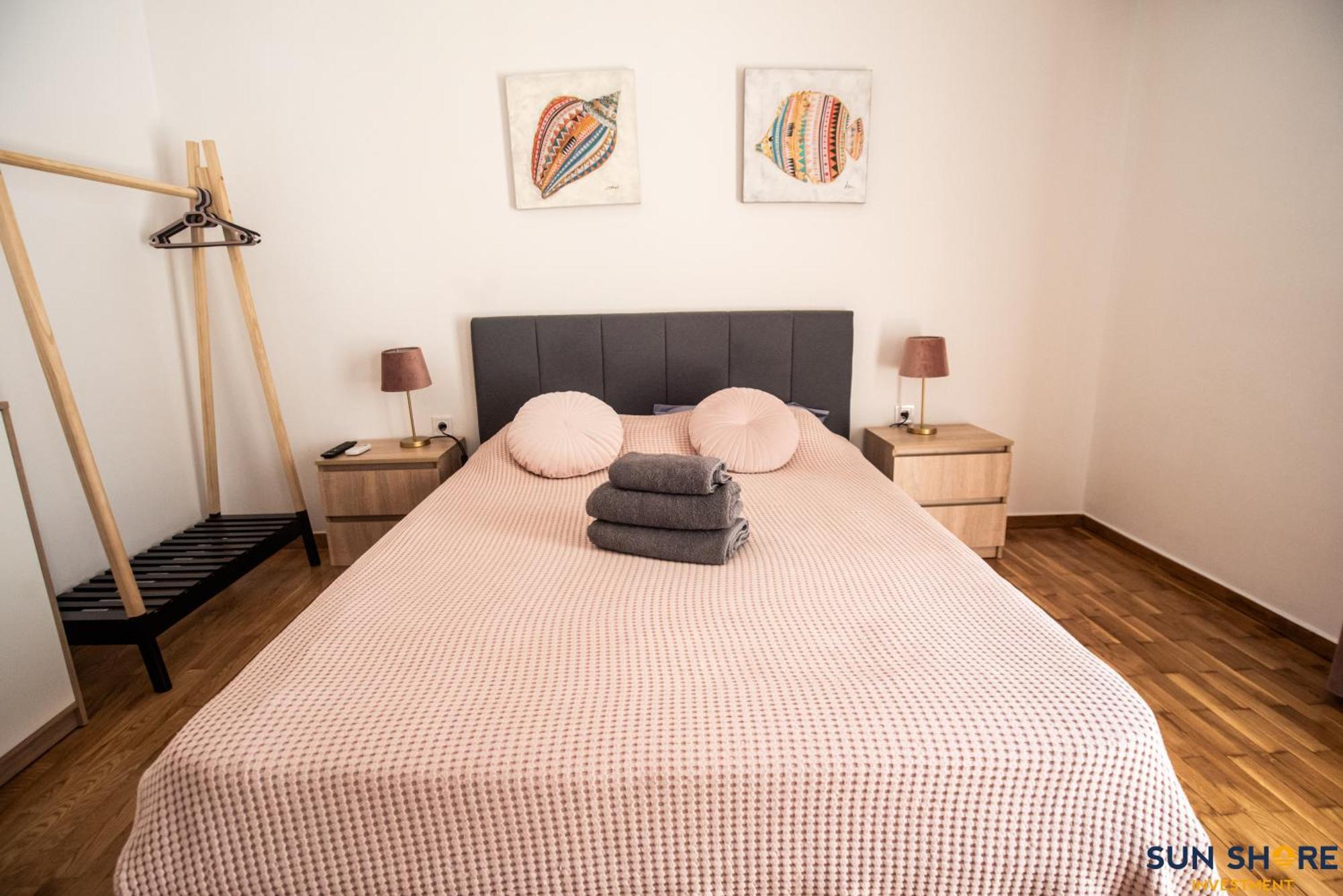 Explore Greece From Comfortable City Centre Apartment Chalkida Exterior photo