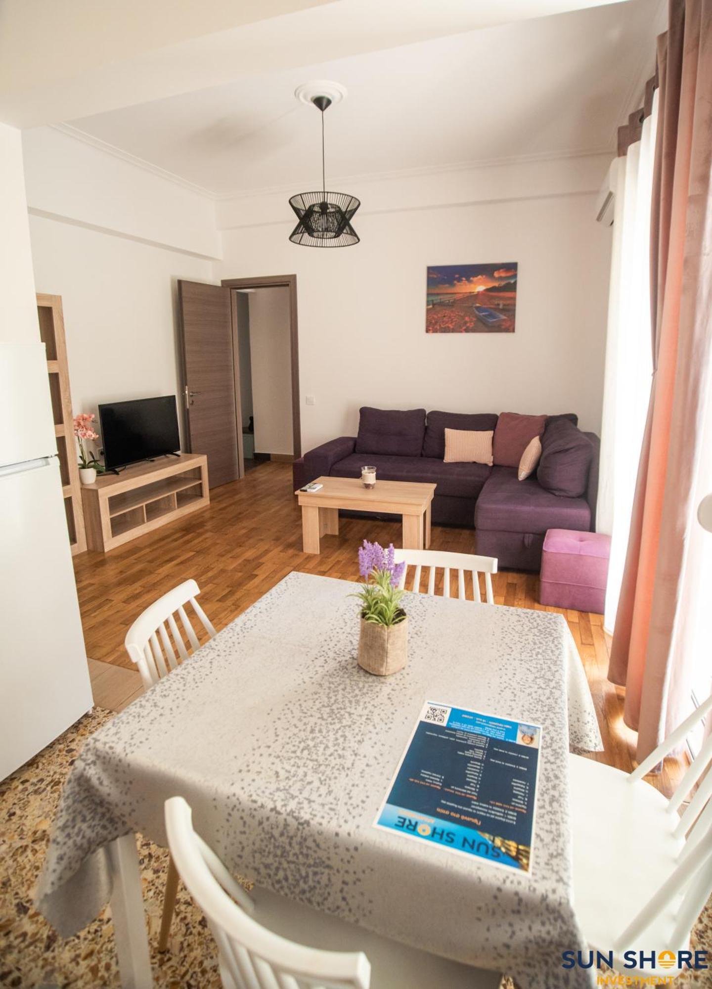Explore Greece From Comfortable City Centre Apartment Chalkida Exterior photo